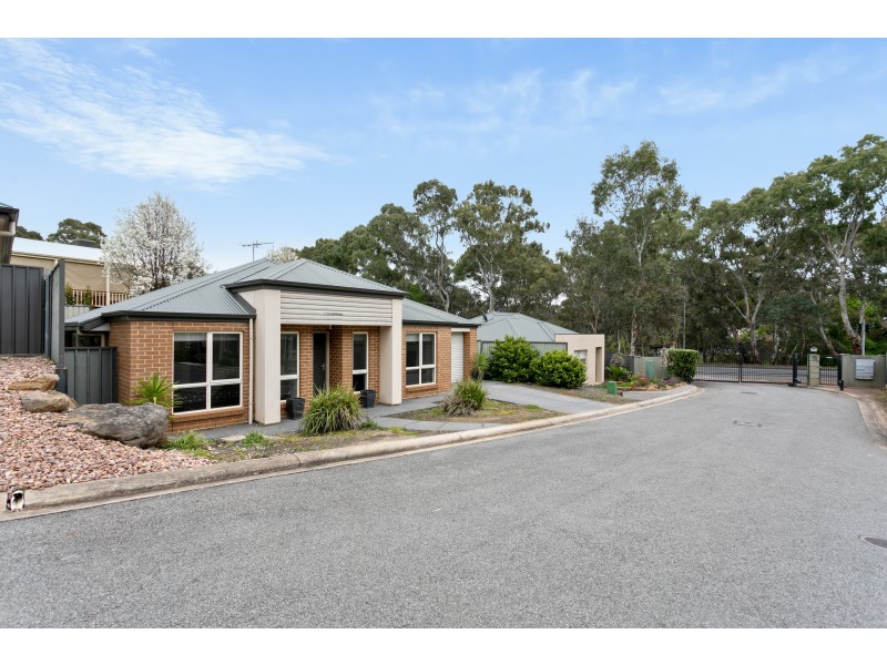 2/198 Black Road, Aberfoyle Park SA 5159