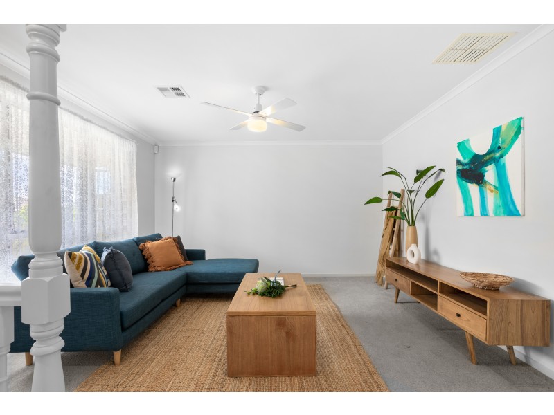 3 McCormack Crescent, Woodcroft SA 5162