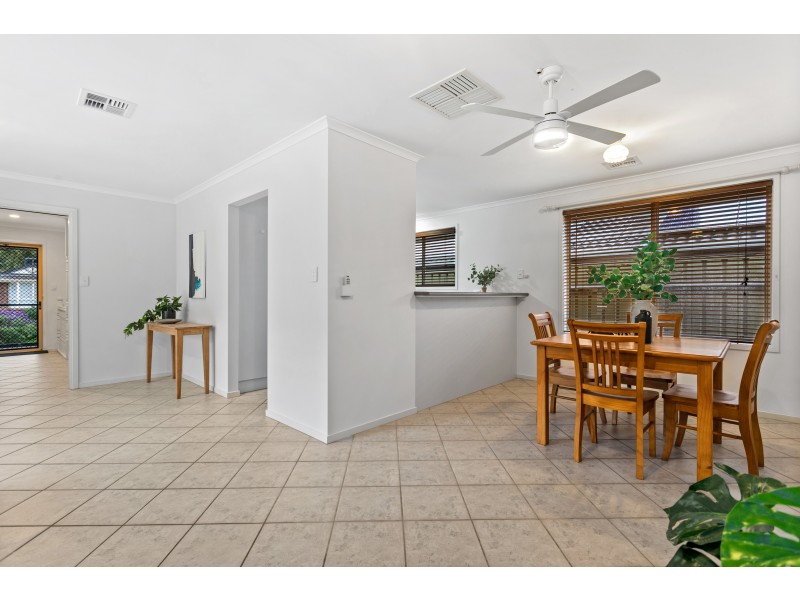 3 McCormack Crescent, Woodcroft SA 5162