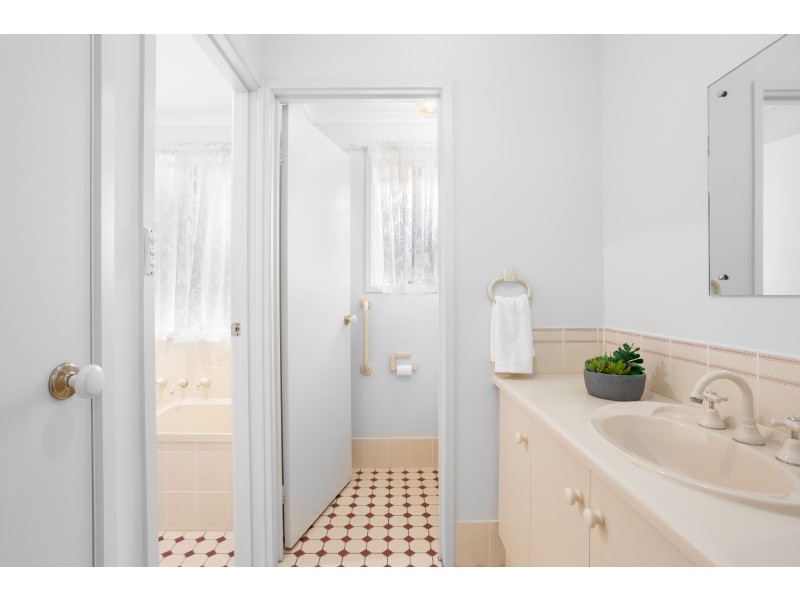 3 McCormack Crescent, Woodcroft SA 5162