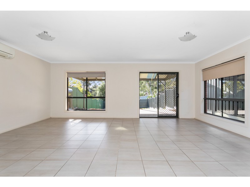 3A Glenloth Drive, Happy Valley SA 5159