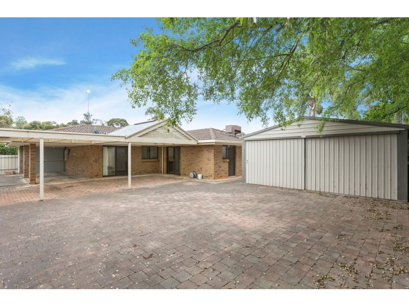 11 Jade Crescent, Happy Valley SA 5159