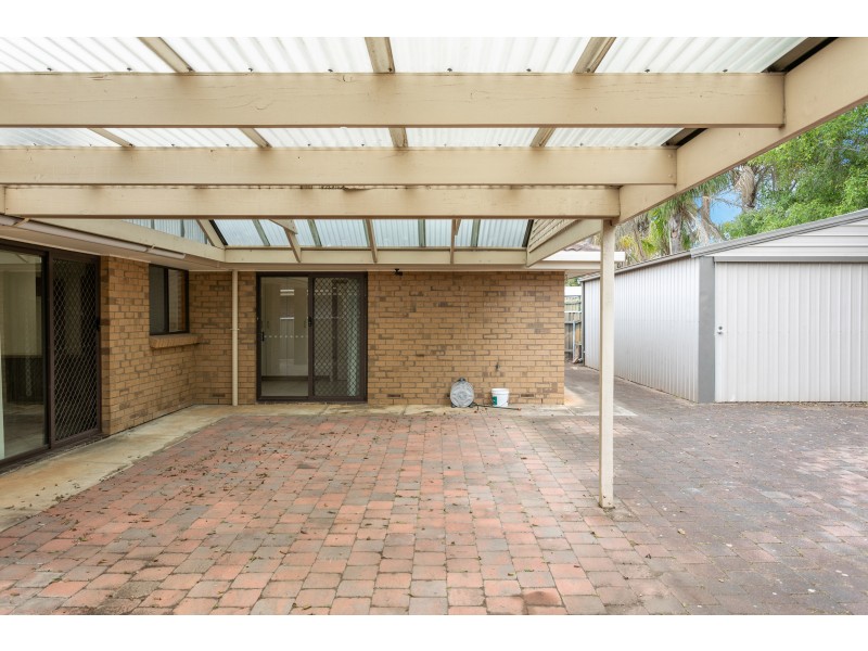 11 Jade Crescent, Happy Valley SA 5159