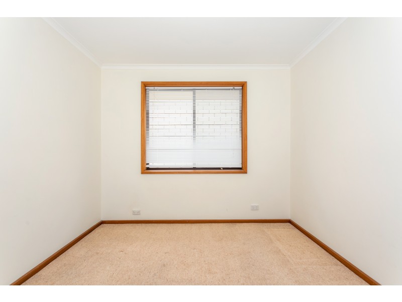 11 Jade Crescent, Happy Valley SA 5159