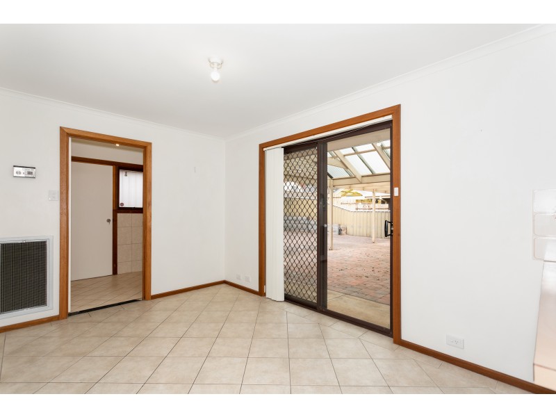 11 Jade Crescent, Happy Valley SA 5159