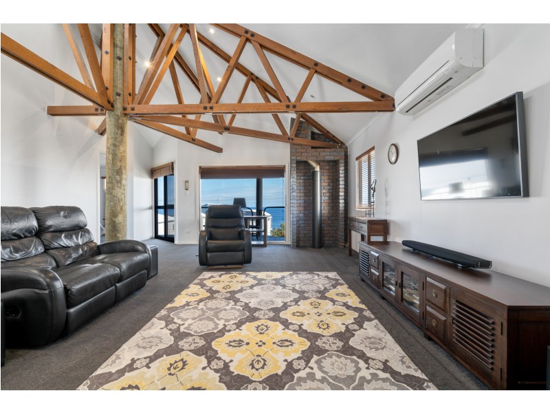 6 Kooraweera Street, Hallett Cove SA 5158