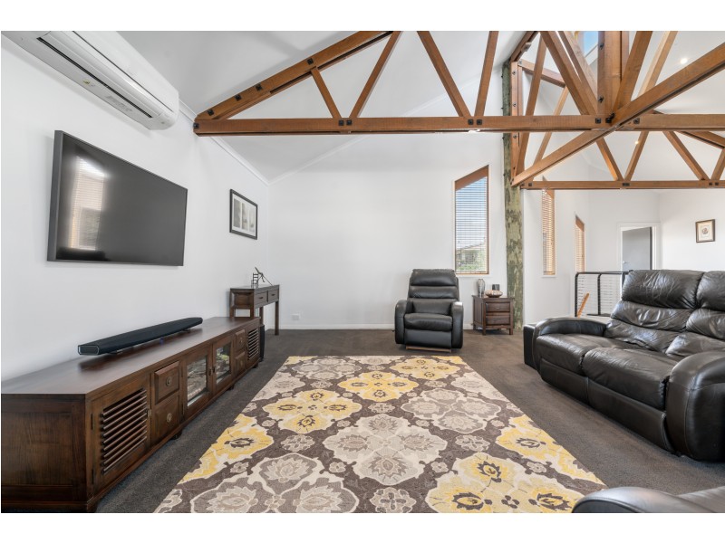 6 Kooraweera Street, Hallett Cove SA 5158