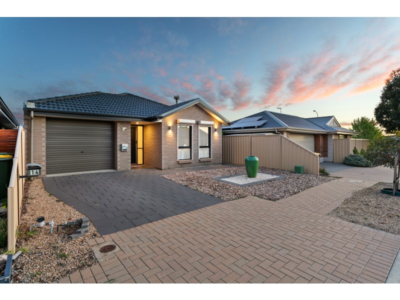 14 Admiral Pde, Seaford Meadows SA 5169