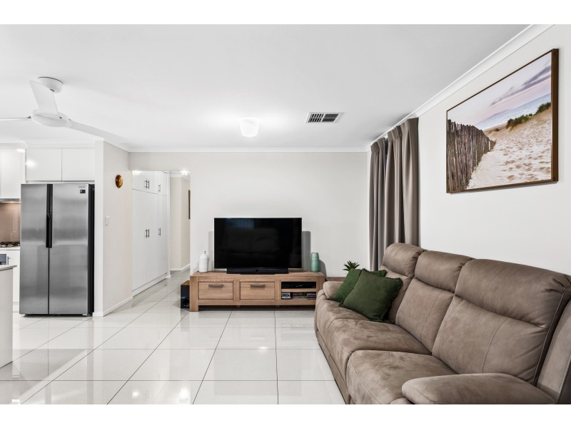 14 Admiral Pde, Seaford Meadows SA 5169