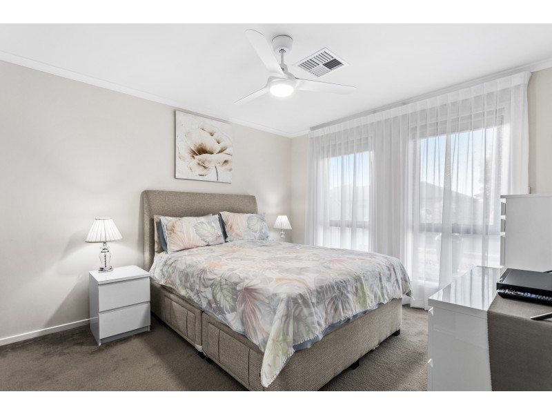 14 Admiral Pde, Seaford Meadows SA 5169