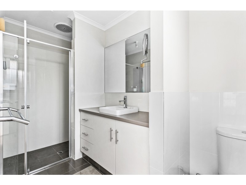 14 Admiral Pde, Seaford Meadows SA 5169