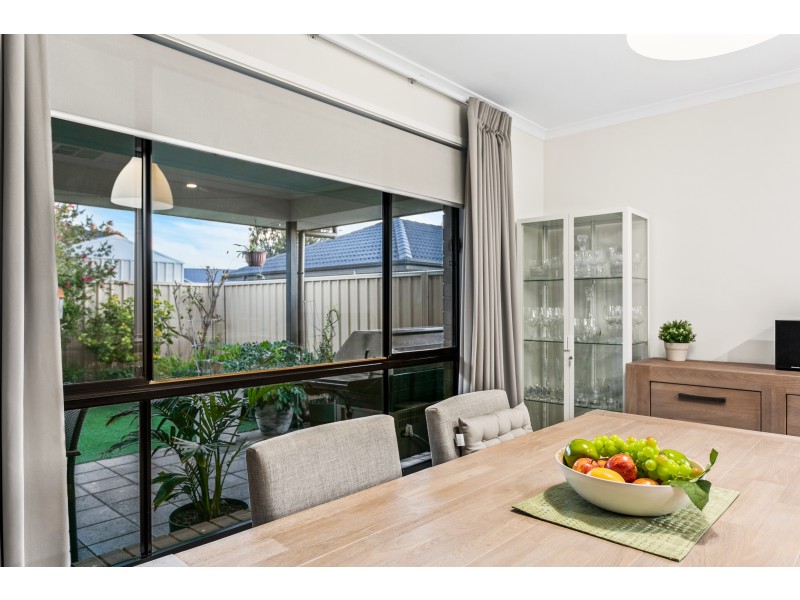 14 Admiral Pde, Seaford Meadows SA 5169