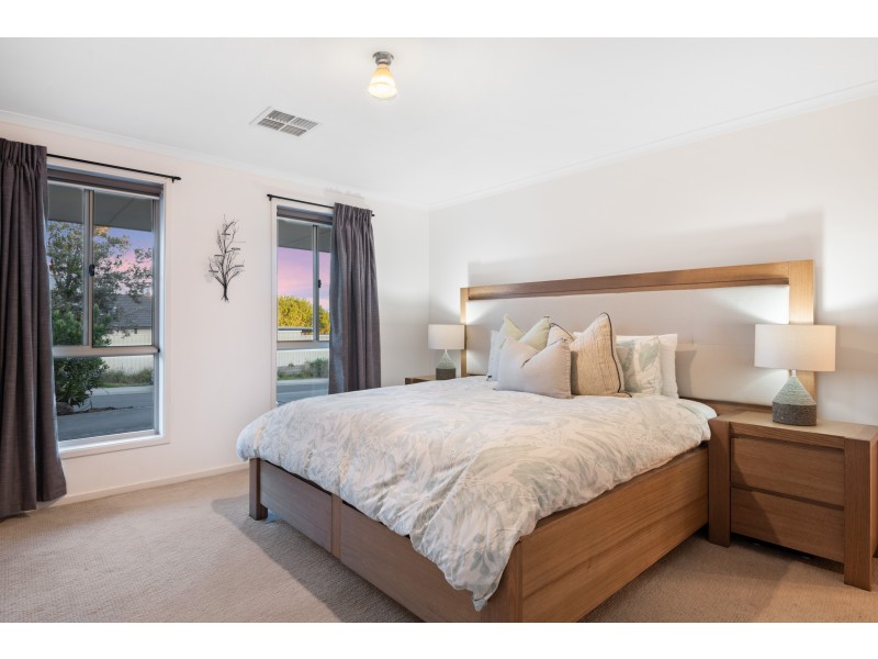 17 Haywood Court, Mount Compass SA 5210