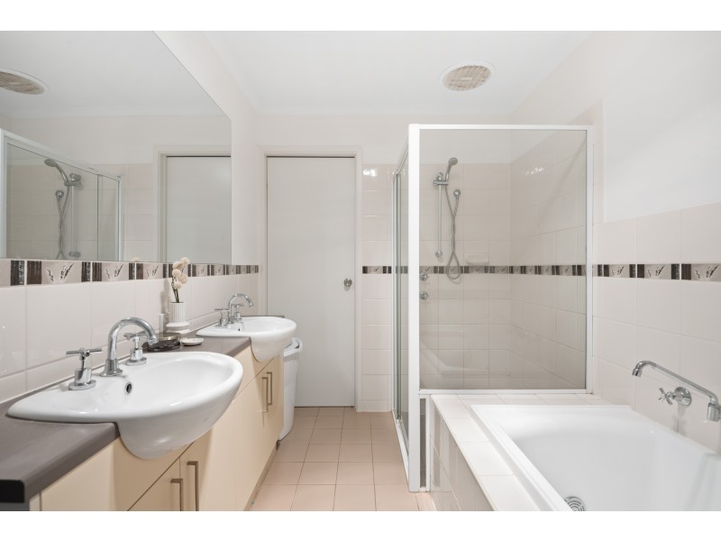 17 Haywood Court, Mount Compass SA 5210