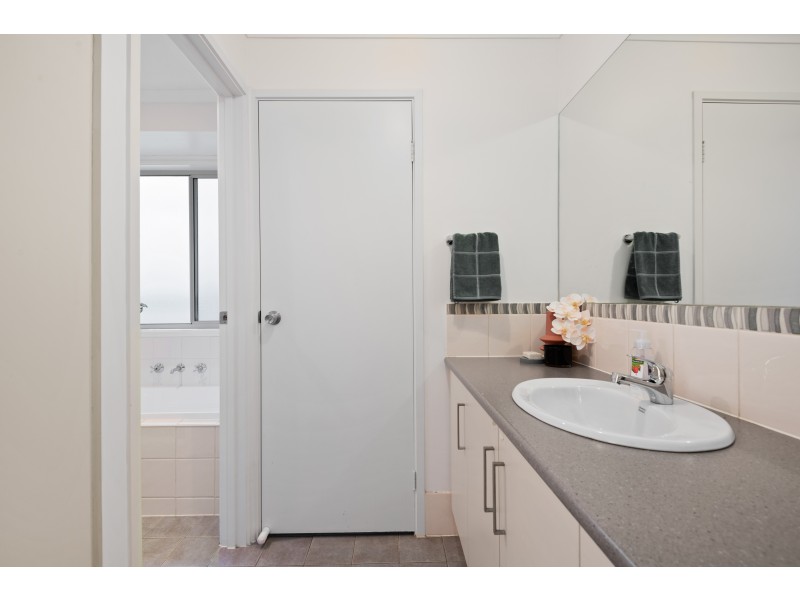 17 Haywood Court, Mount Compass SA 5210