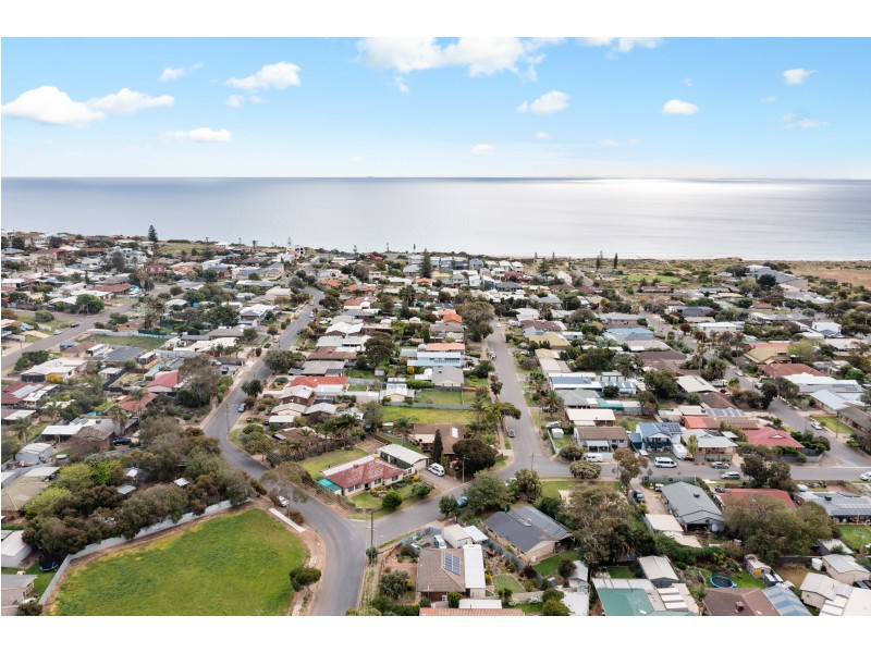 2 Argyle Street, Moana SA 5169