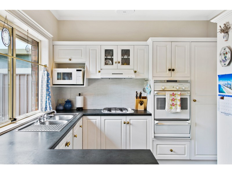 4b Lewis Street, Brighton SA 5048