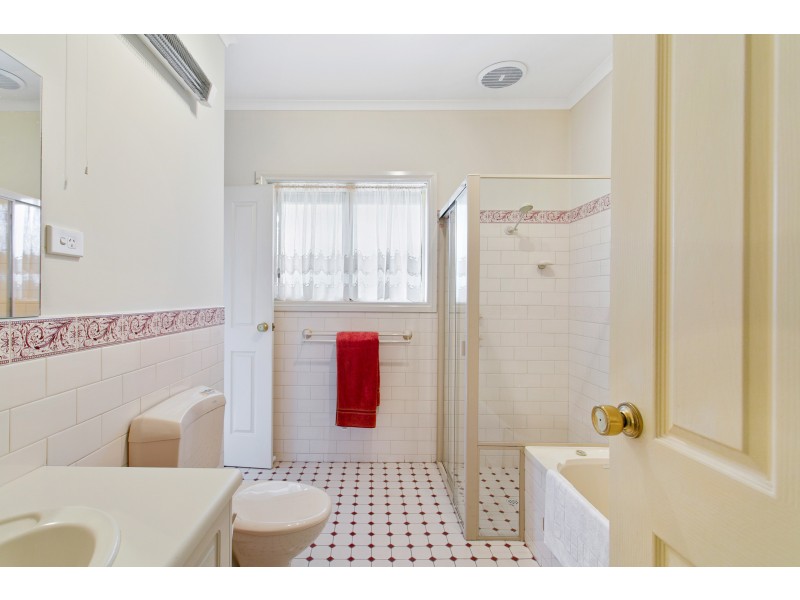 4b Lewis Street, Brighton SA 5048