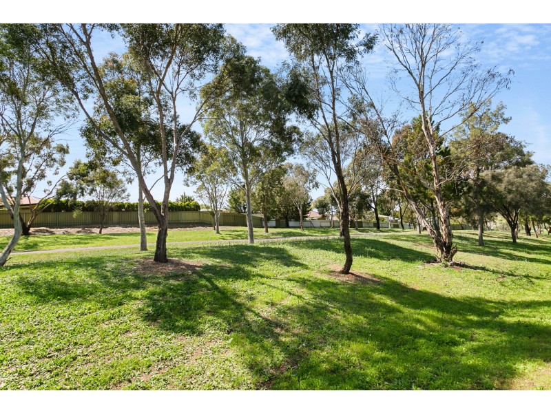 9 Gorton Court, Trott Park SA 5158