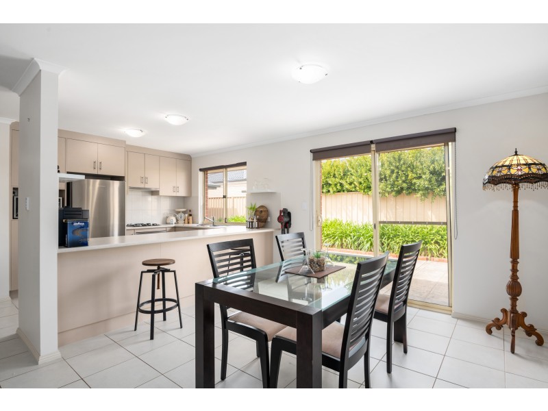 5 Yarr Crescent, Seaford Meadows SA 5169