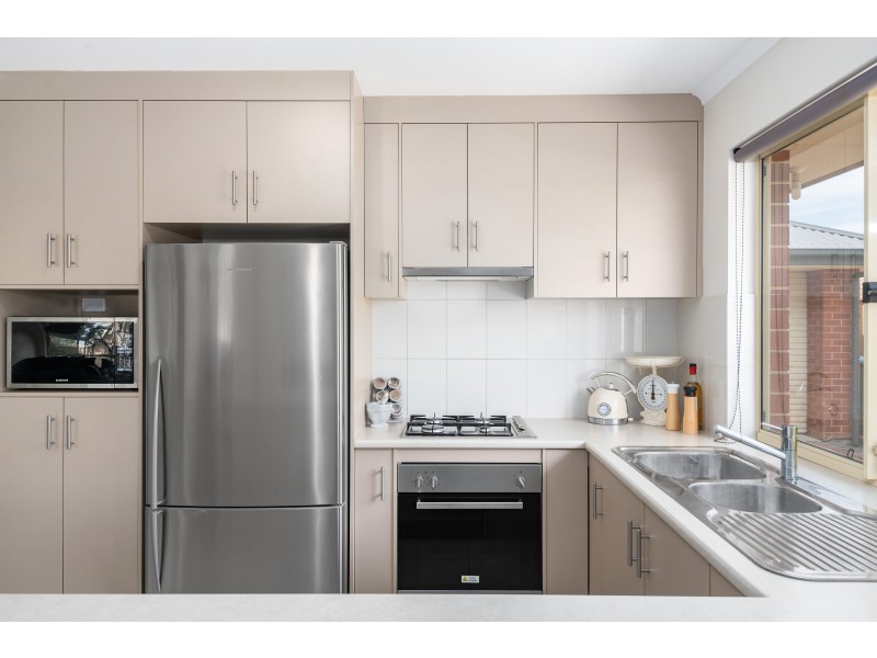 5 Yarr Crescent, Seaford Meadows SA 5169