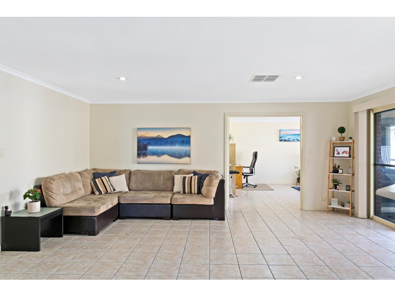 33 Nyrang Circuit, Woodcroft SA 5162