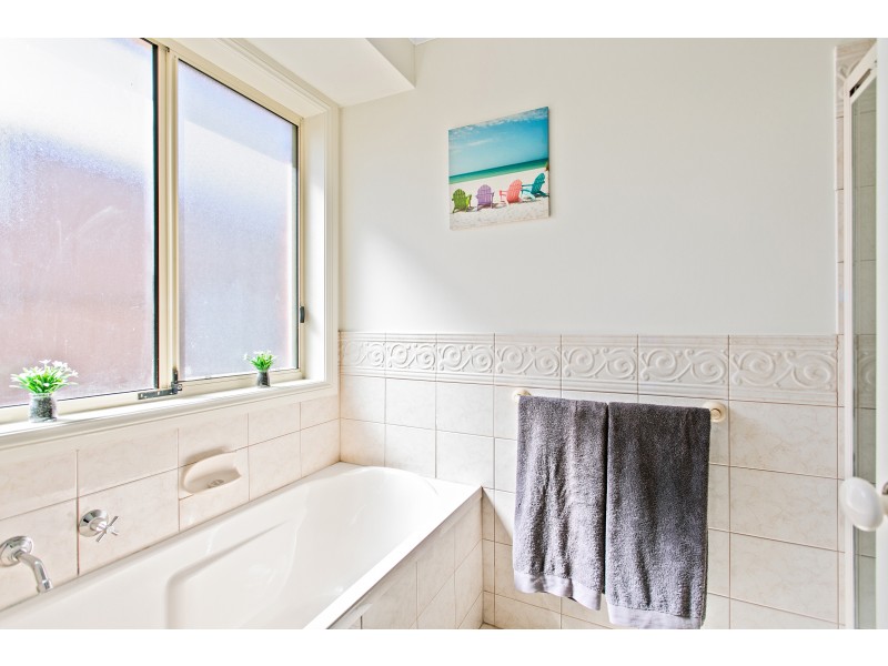 33 Nyrang Circuit, Woodcroft SA 5162