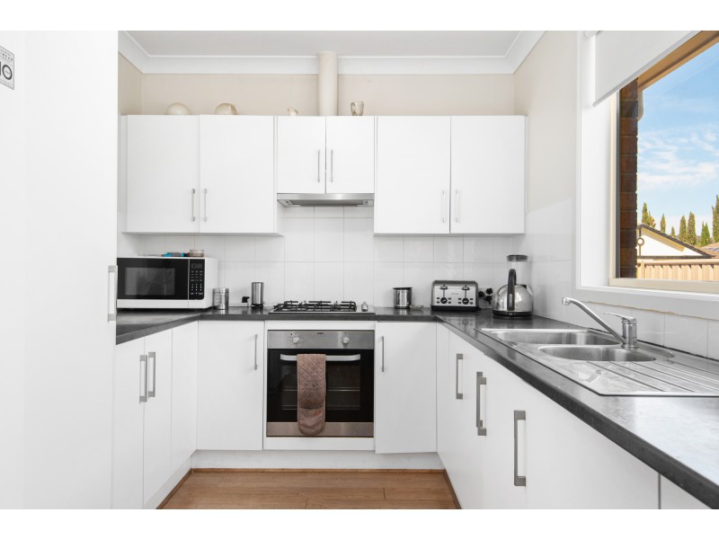 1/15 Sovereign Drive, Woodcroft SA 5162