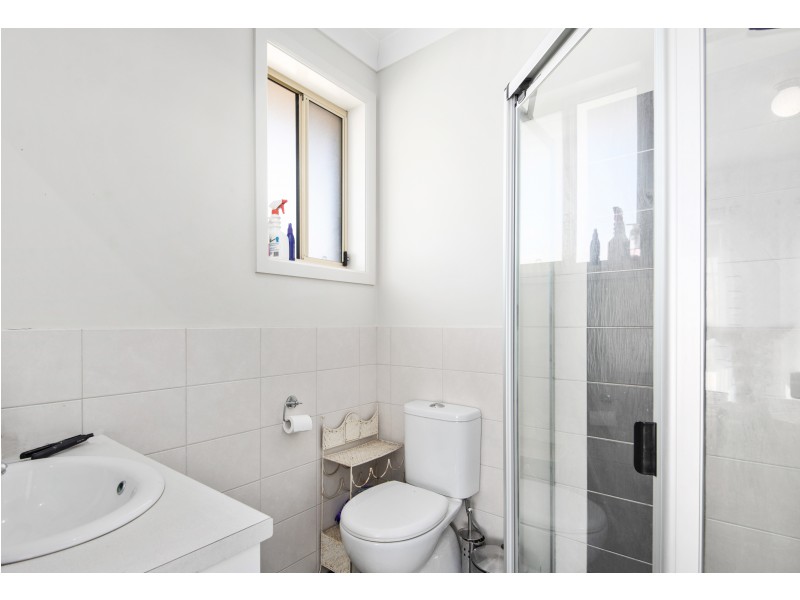 1/15 Sovereign Drive, Woodcroft SA 5162