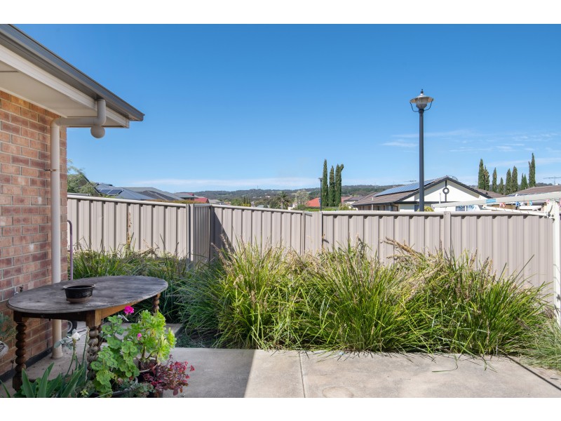 1/15 Sovereign Drive, Woodcroft SA 5162