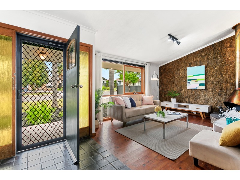 11 Burns Court, Morphett Vale SA 5162