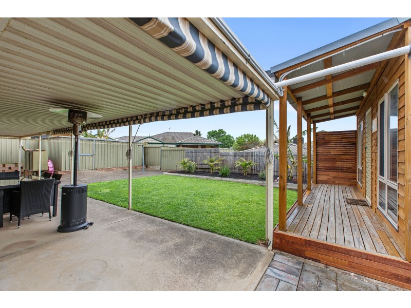 23 Lyons Circuit, Trott Park SA 5158