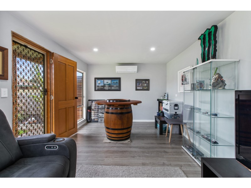 23 Lyons Circuit, Trott Park SA 5158