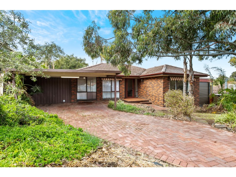 121 Adams Road, Trott Park SA 5158