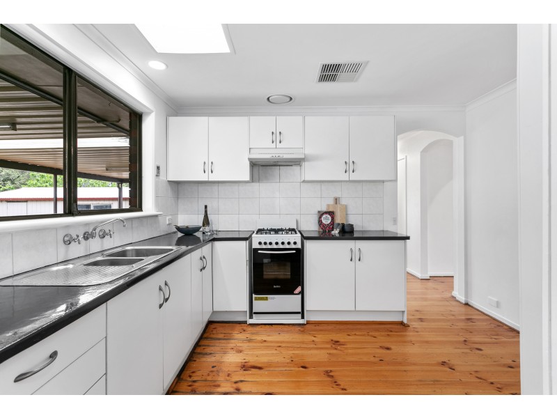 121 Adams Road, Trott Park SA 5158