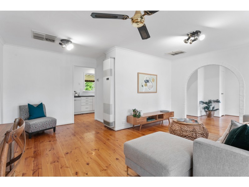 121 Adams Road, Trott Park SA 5158