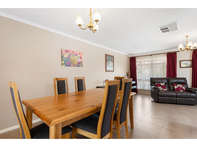 7 Warawee Place, Hallett Cove SA 5158