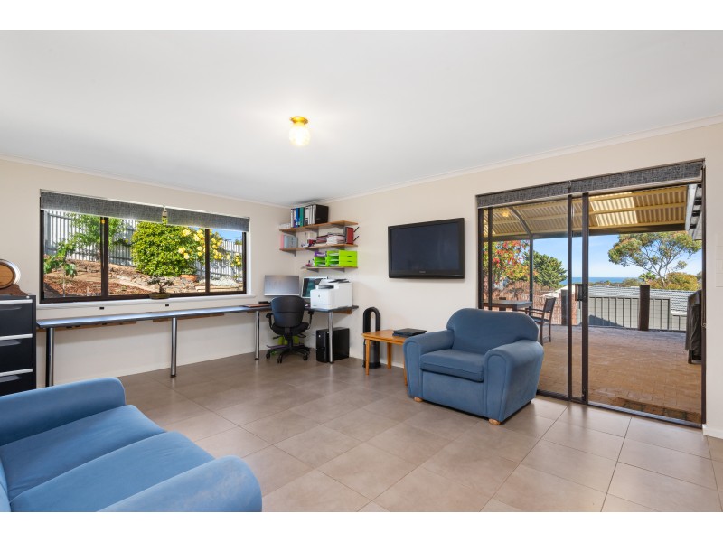 7 Warawee Place, Hallett Cove SA 5158