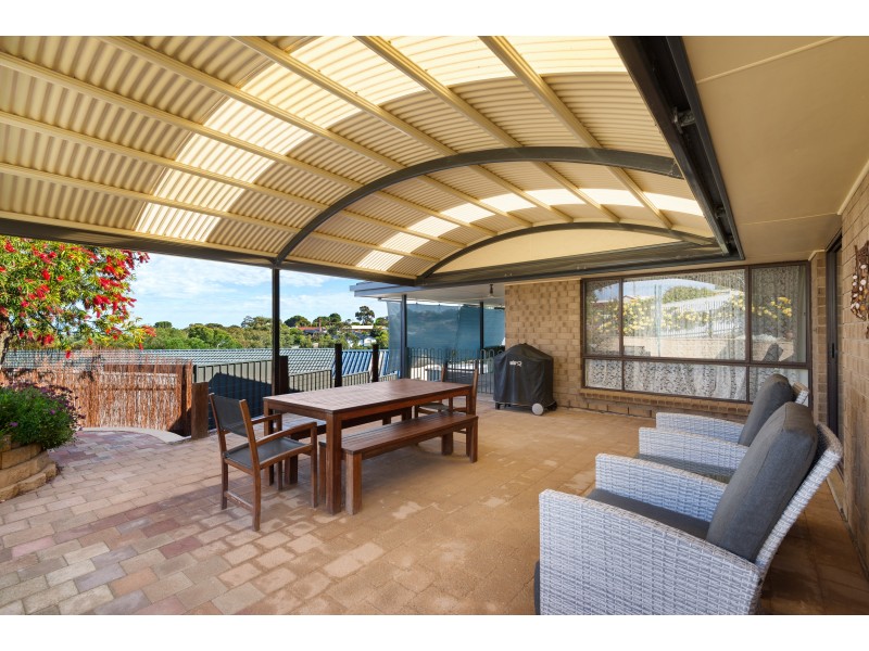 7 Warawee Place, Hallett Cove SA 5158