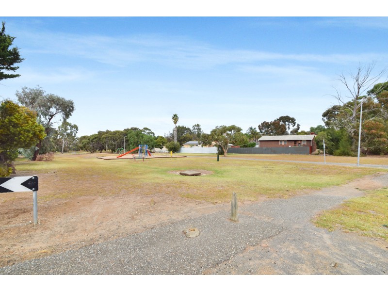 28 Itala Crescent, Hackham West SA 5163