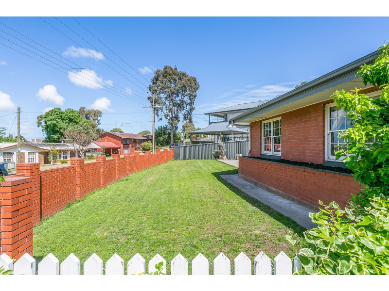 15 Jarrad Road, Happy Valley SA 5159