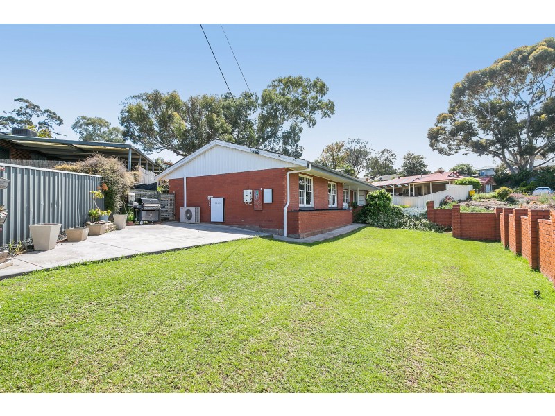 15 Jarrad Road, Happy Valley SA 5159