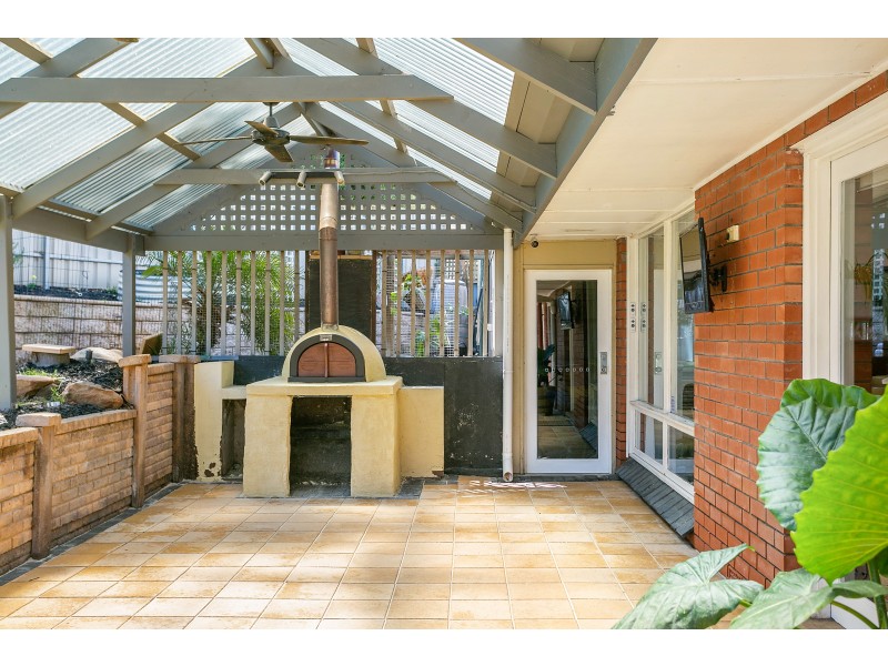 15 Jarrad Road, Happy Valley SA 5159