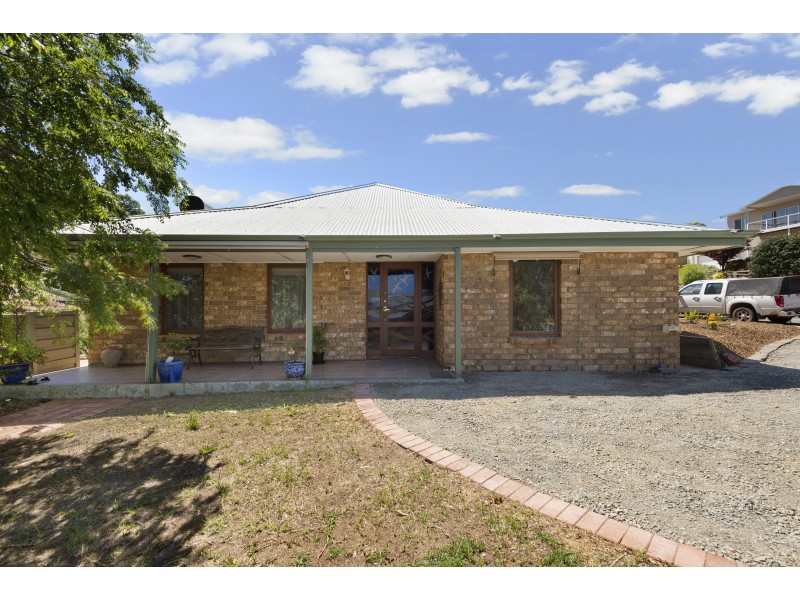 141 Perry Barr Road, Hallett Cove SA 5158