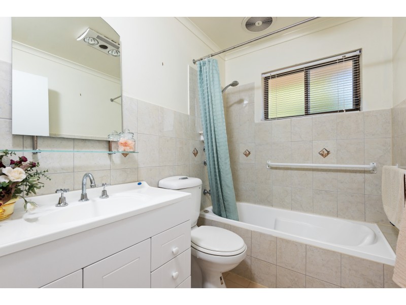 141 Perry Barr Road, Hallett Cove SA 5158