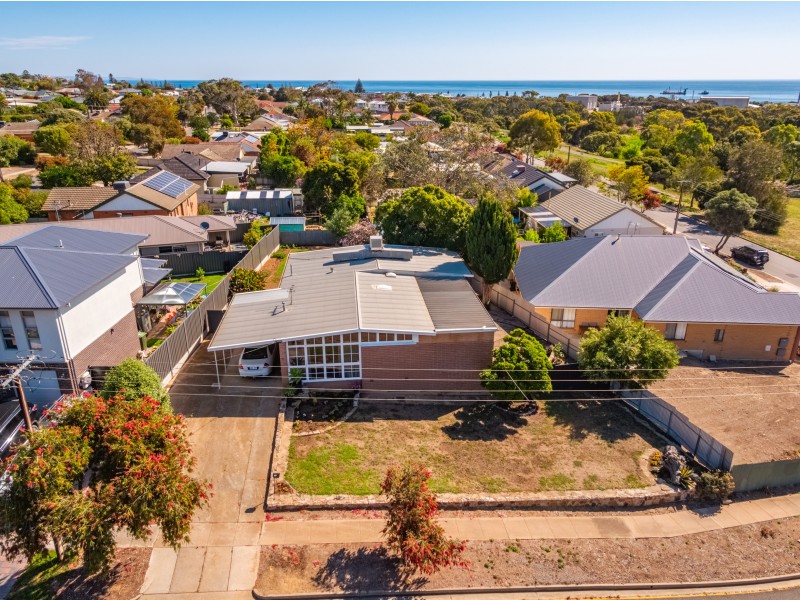62 Hunter Road, Christies Beach SA 5165