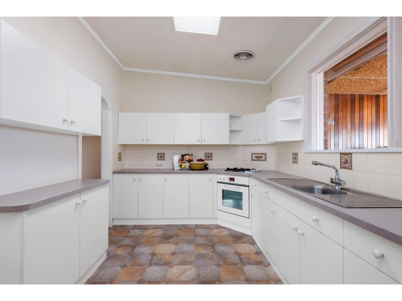 62 Hunter Road, Christies Beach SA 5165