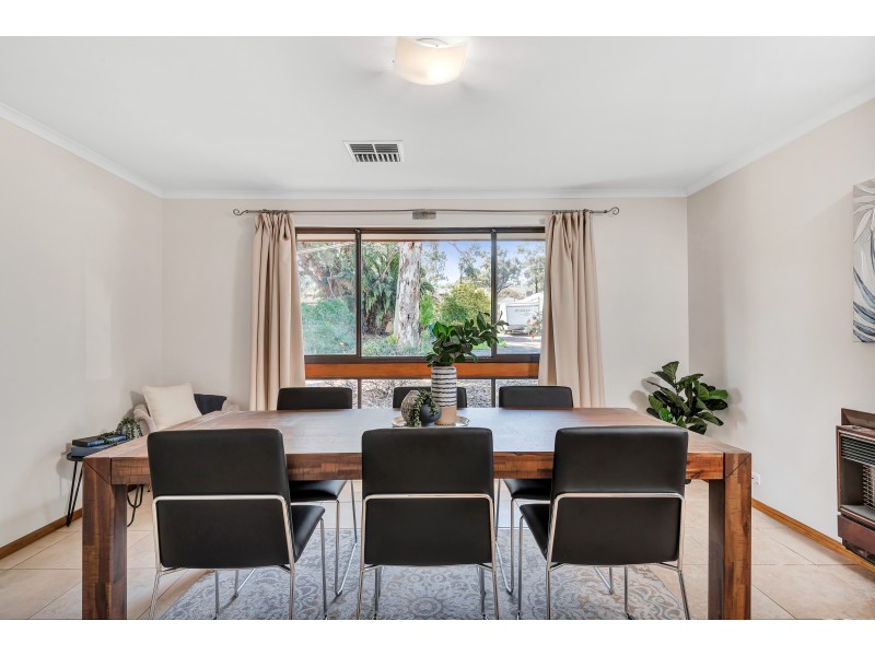 18 Purelli Avenue, Fairview Park SA 5126