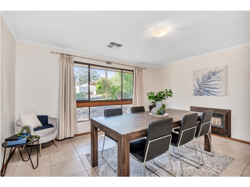 18 Purelli Avenue, Fairview Park SA 5126