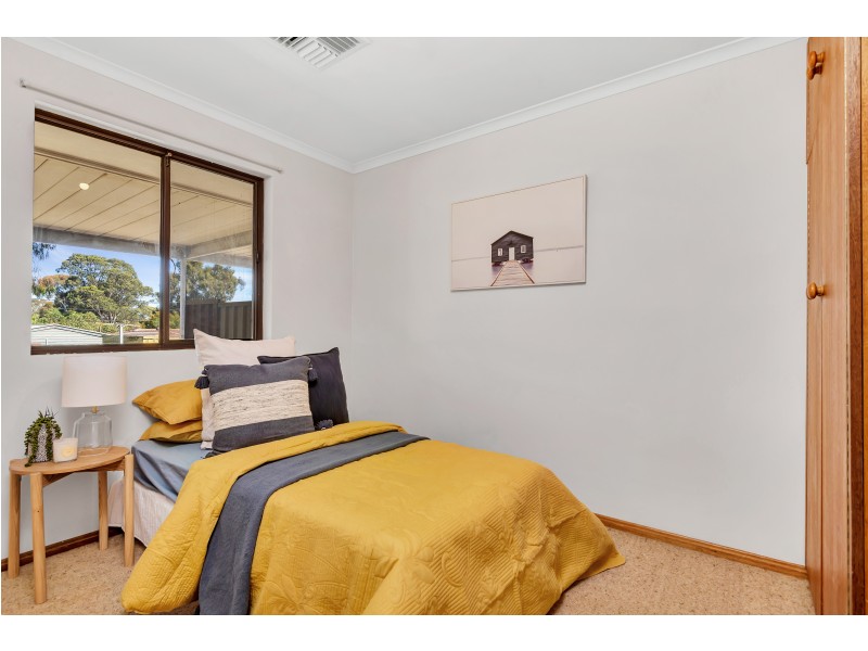 18 Purelli Avenue, Fairview Park SA 5126